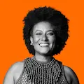 Cinthia Gomes. Jornalista, mestre pela Escola de Comunicações e Artes da USP e integrante da Comissão de Jornalistas pela Igualdade Racial e da Marcha das Mulheres Negras de SP